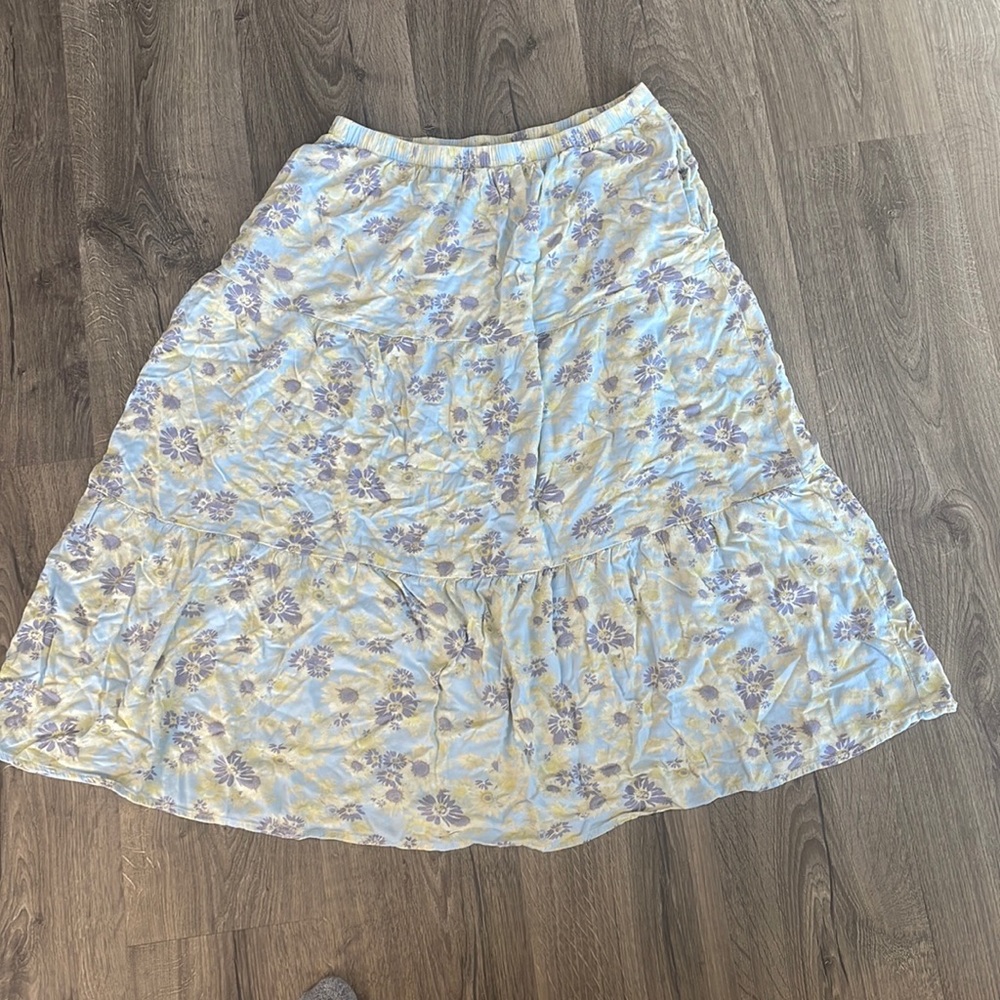 Cute shirt with flower designs